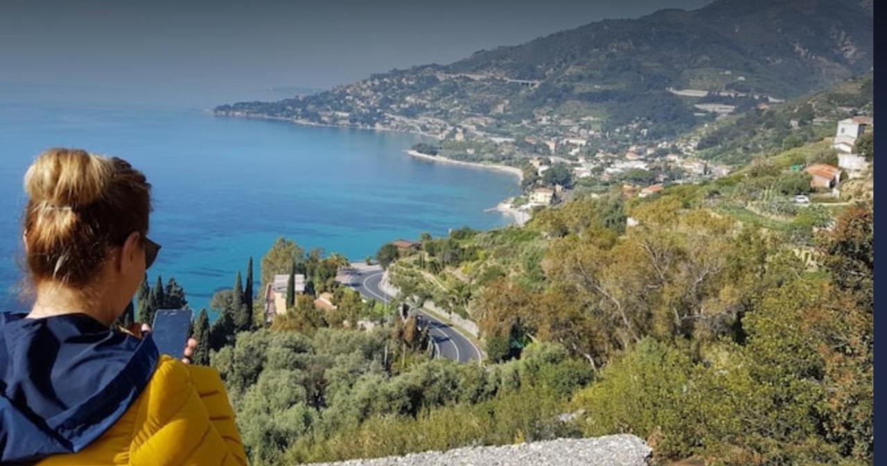 Romantic Casa Lorenzina Affittacamere Ventimiglia Exterior photo