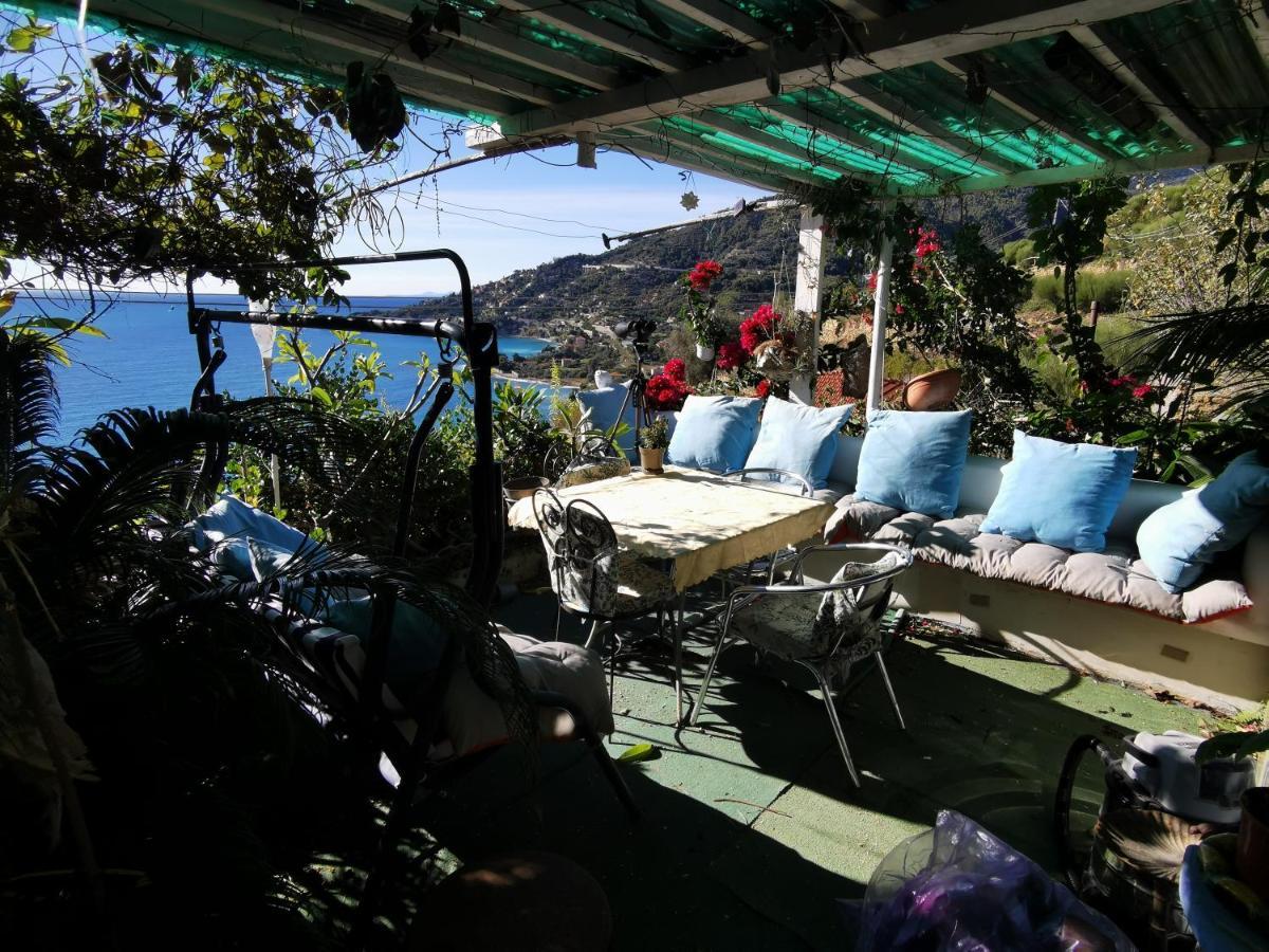 Romantic Casa Lorenzina Affittacamere Ventimiglia Exterior photo